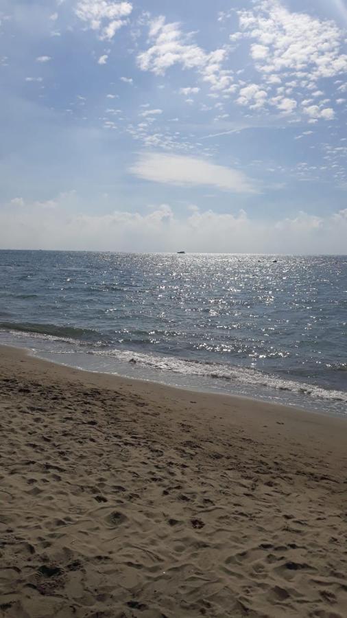 Ostia Bed And Beach מראה חיצוני תמונה